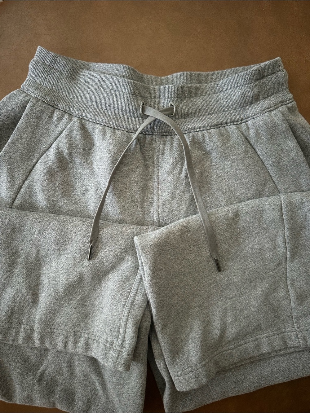 lululemon athletica Scuba Mid-Rise Wide-Leg Pant — Light Gray - Picture 2 of 5
